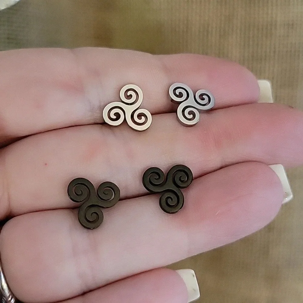 🔥LAST PAIR🔥 Celtic Triskele Stud Earrings, choice of color